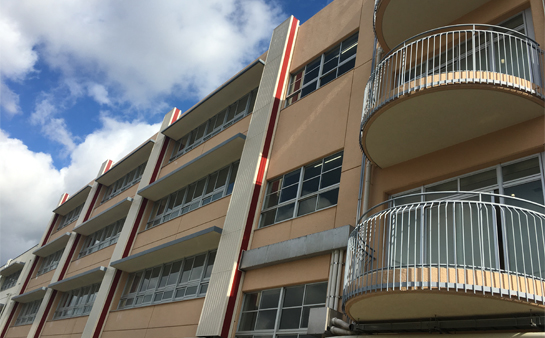 (大阪)早稻田大学附属高中 偏差值68