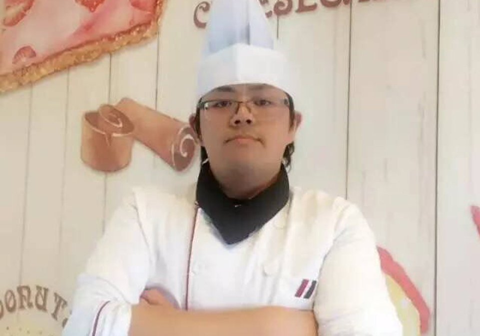 放弃了读研的机会，毅然决定成为一名甜品师